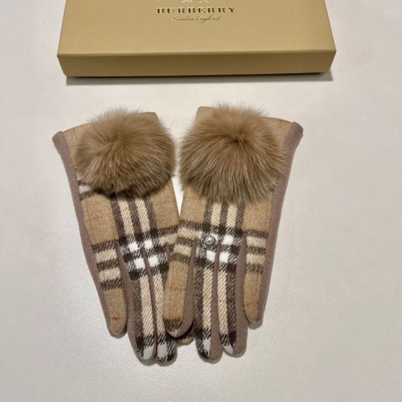 Burberry Cashmere gloves