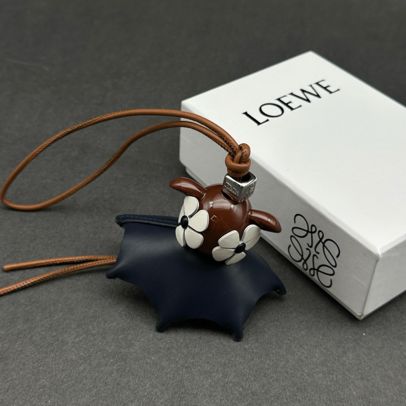 Loewe Taschenschmuck