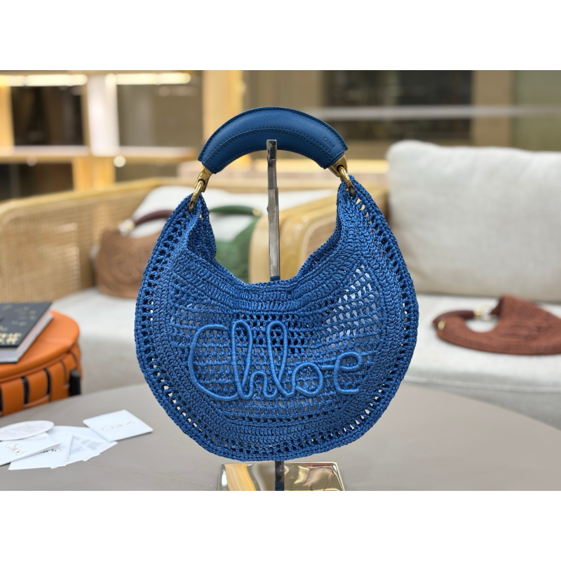 Chloe Summer Banana Hobo bag in Raffia 