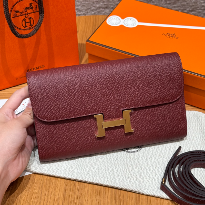 Hermes Constance to go Brieftasche mit Schultergurt-Rouge