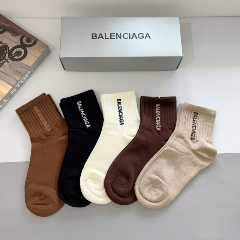 Balenciaga socks ( 5 pairs)