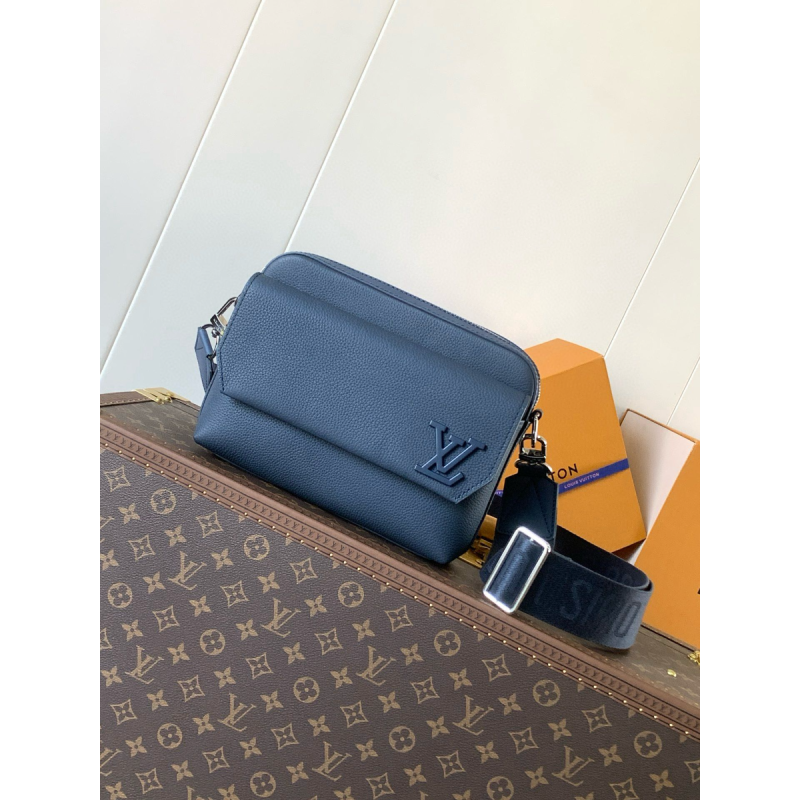 M22611 Fastline Messenger