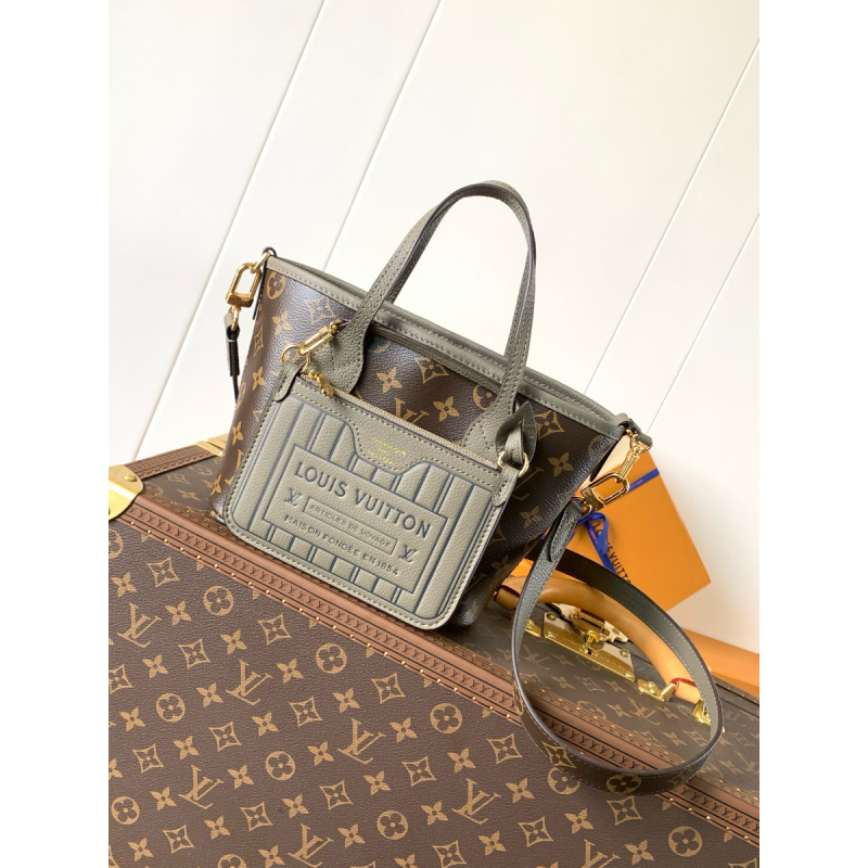 M12109 Reversible Neverfull Bandoulière Inside Out BB